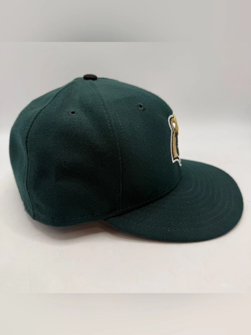 New Era 59FIFTY Cougar Puma Fitted Hat Green Gold Size 7 1/2 Baseball Cap